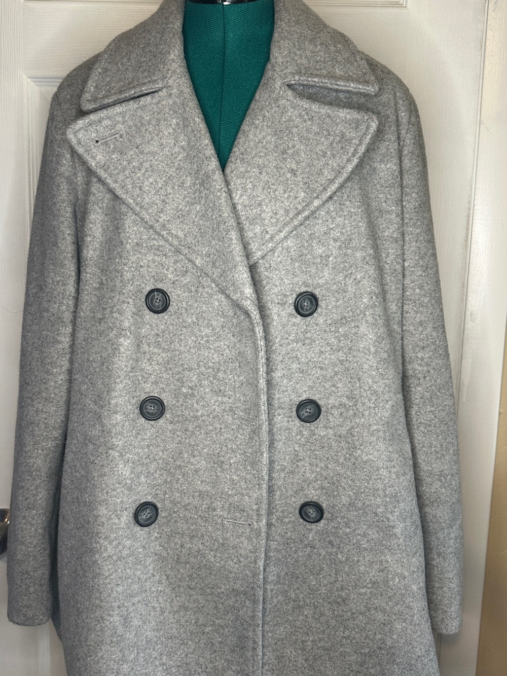 Old Navy Light Gray Double-Breasted Pea Coat